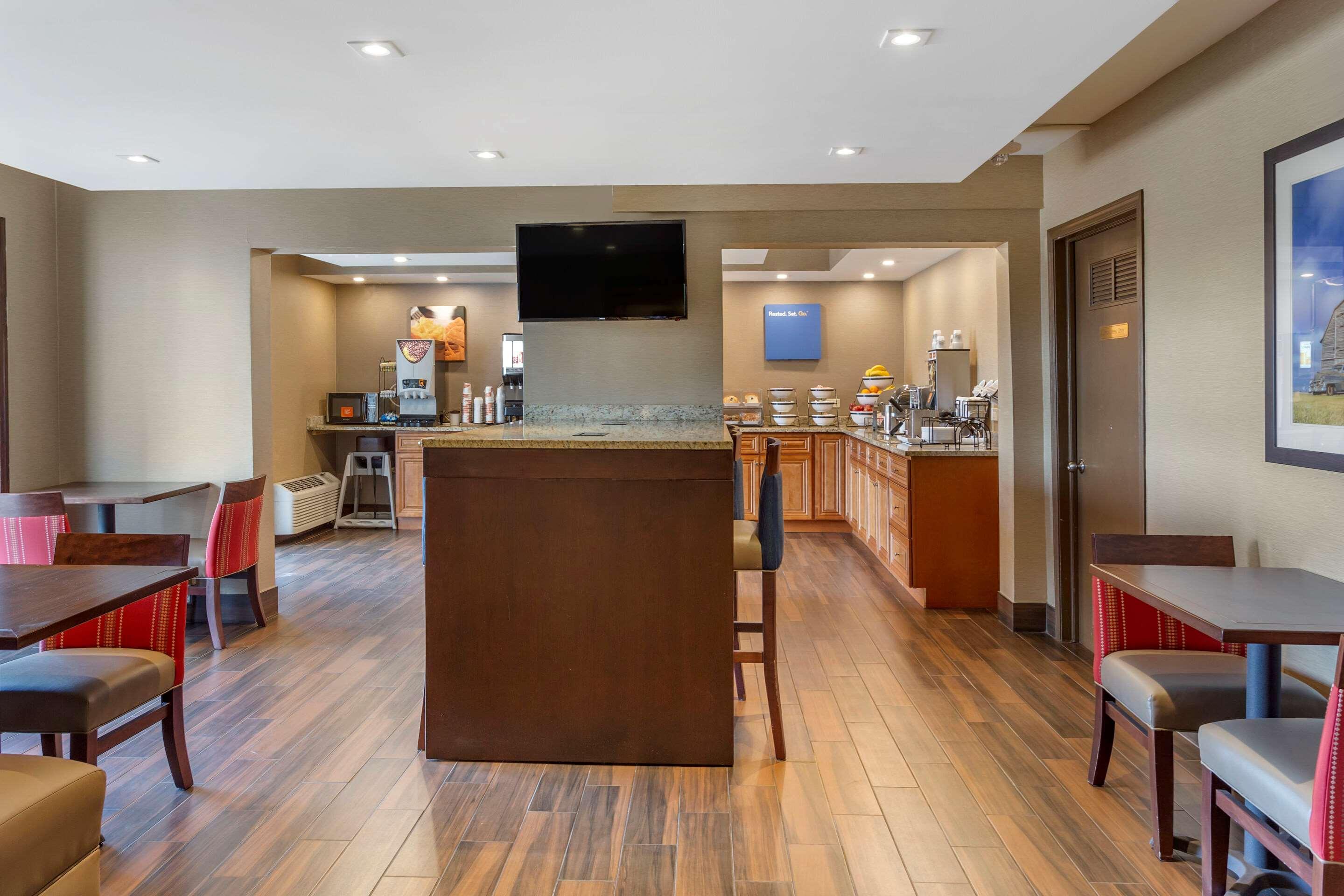Comfort Inn & Suites Rochelle - Dekalb Esterno foto