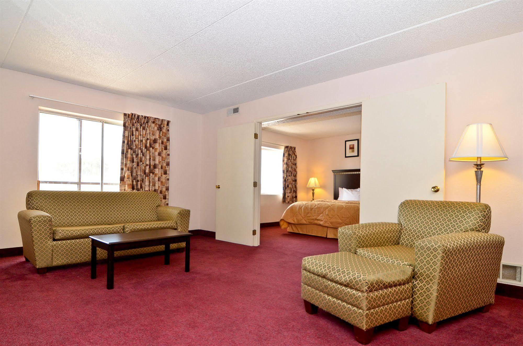 Comfort Inn & Suites Rochelle - Dekalb Esterno foto